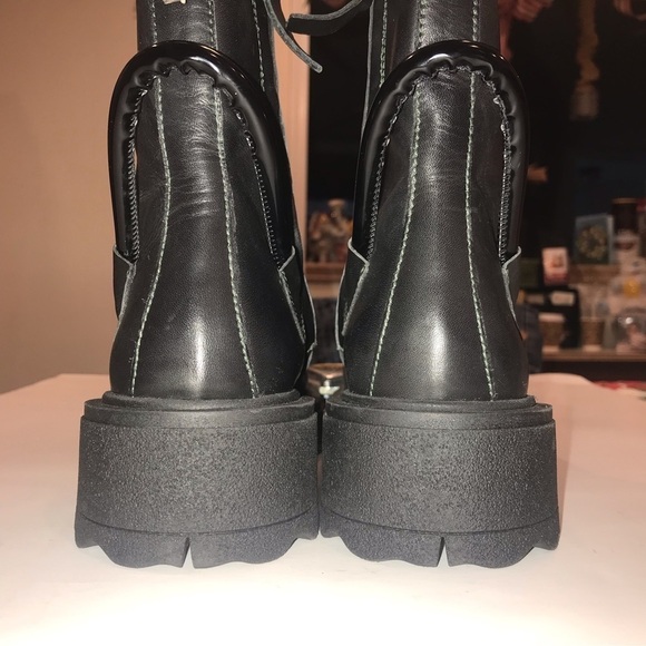 Divine Follie Made in Italy Leather Black Side Zip Combat Boot Woman’s Size 8 - Picture 4 of 13